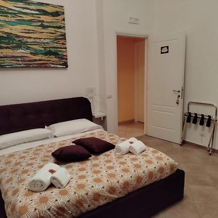 Suites Trinita In Toledo Street Naples Exterior photo