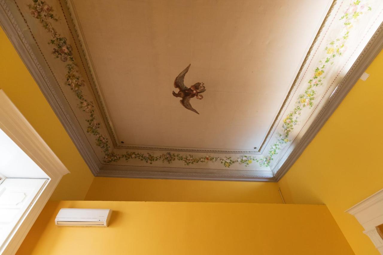 Suites Trinita In Toledo Street Naples Exterior photo