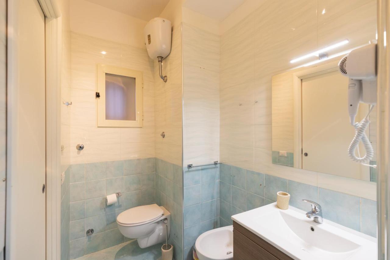 Suites Trinita In Toledo Street Naples Exterior photo