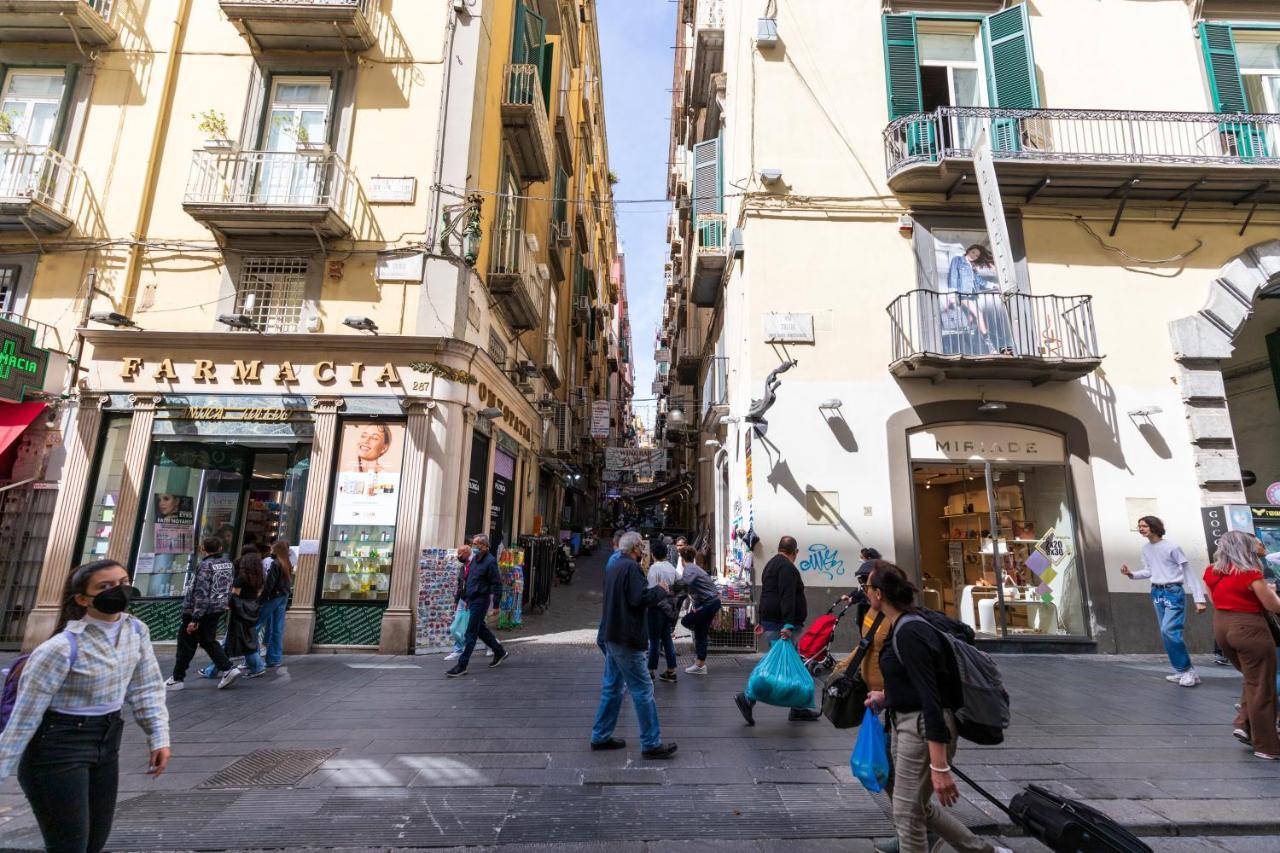 Suites Trinita In Toledo Street Naples Exterior photo